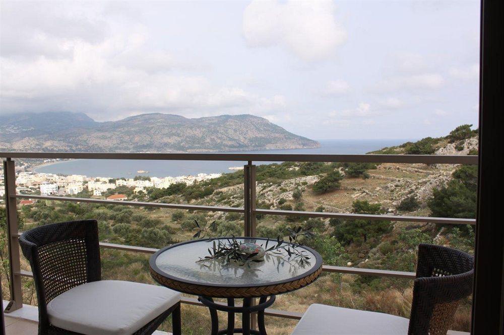 Renata'S Villas Карпатос Экстерьер фото